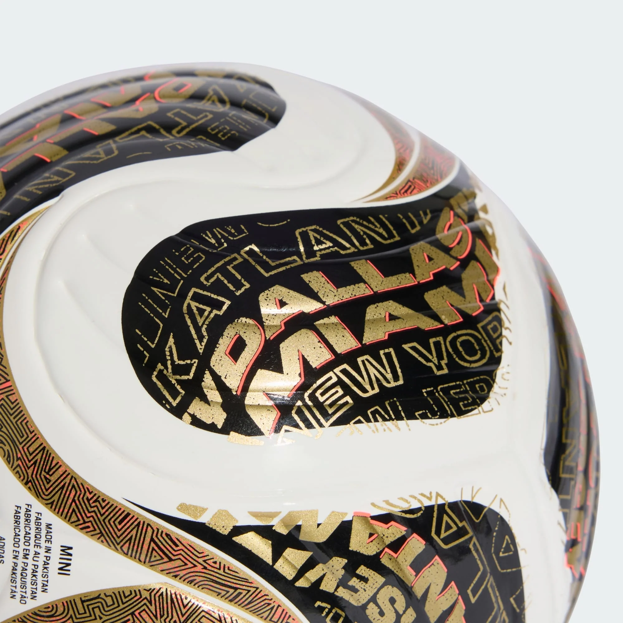 ADIDAS FIFA World Cup 26 Trionda Finals League WHITE/GOLD Mini Ball - Image 4