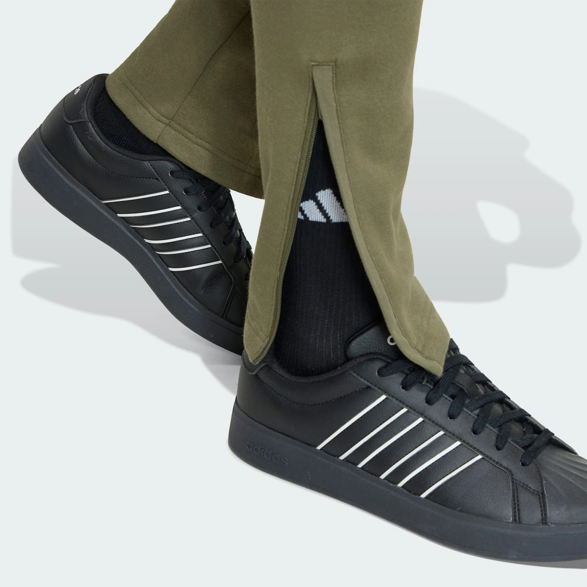 Adidas Men's House Of Tiro Fleece Olive/Black Trackpants - Image 6