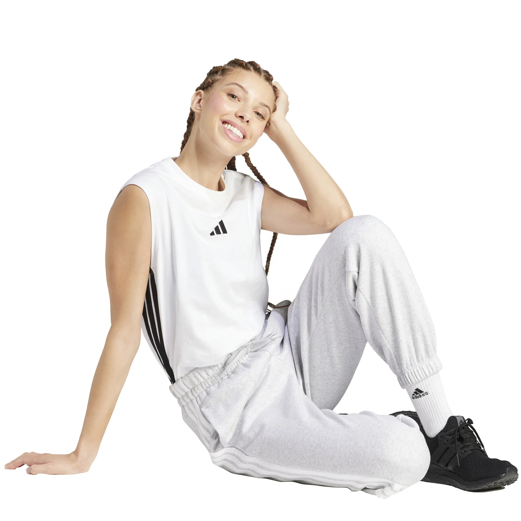Adidas Women's 3-Stripe Fleece Grey Trackpant - Image 3