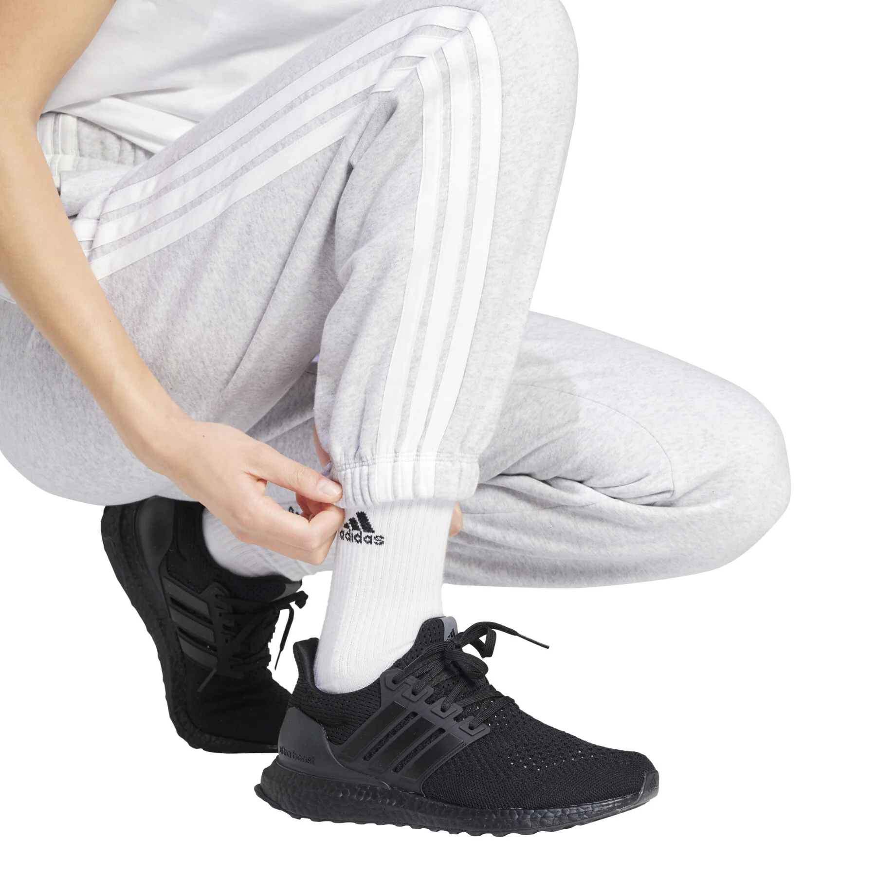 Adidas Women's 3-Stripe Fleece Grey Trackpant - Image 5