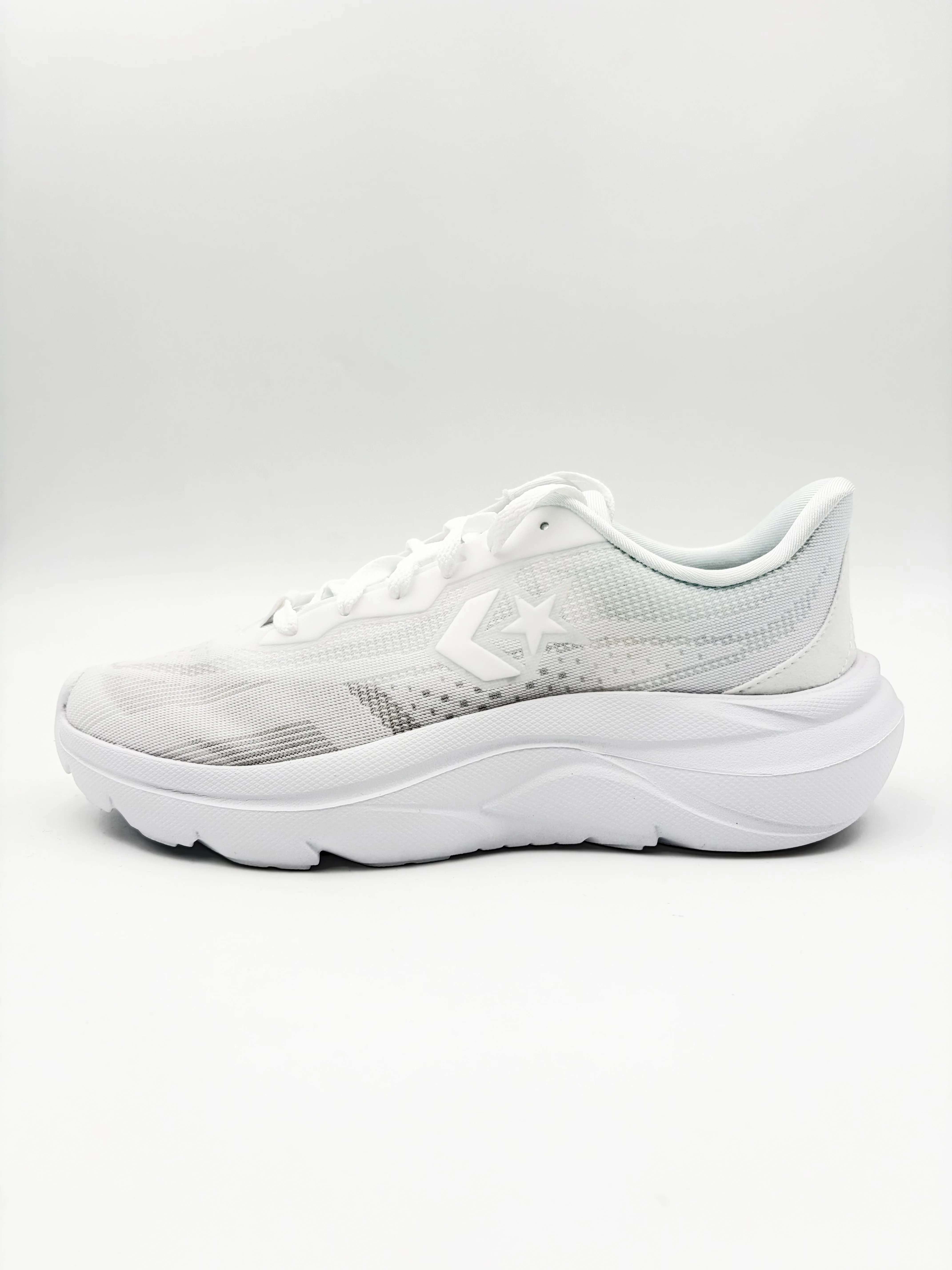 Converse Unisex Day One Runner Triple White Running Shoe - Image 2
