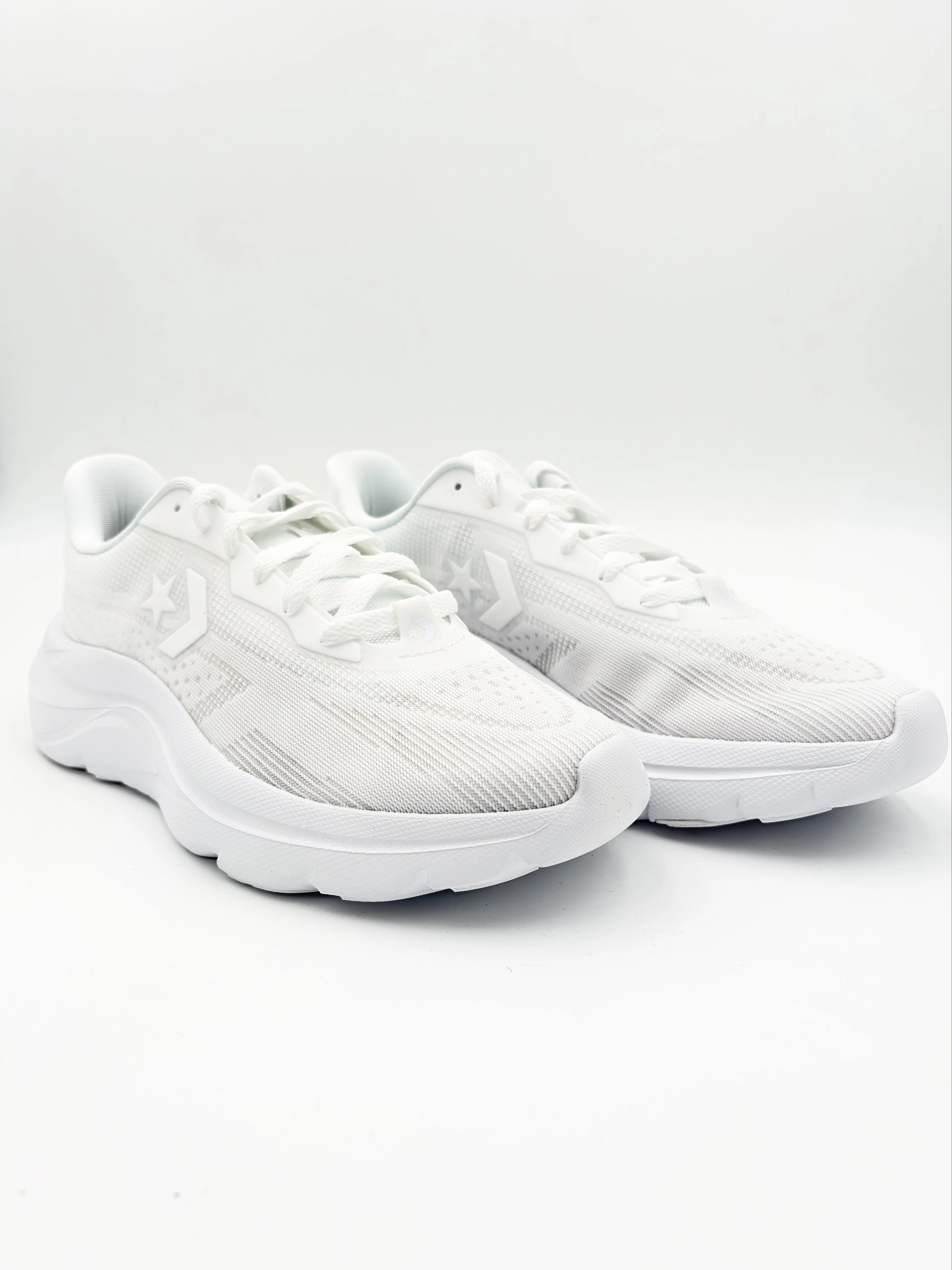 Converse Unisex Day One Runner Triple White Running Shoe - Image 3