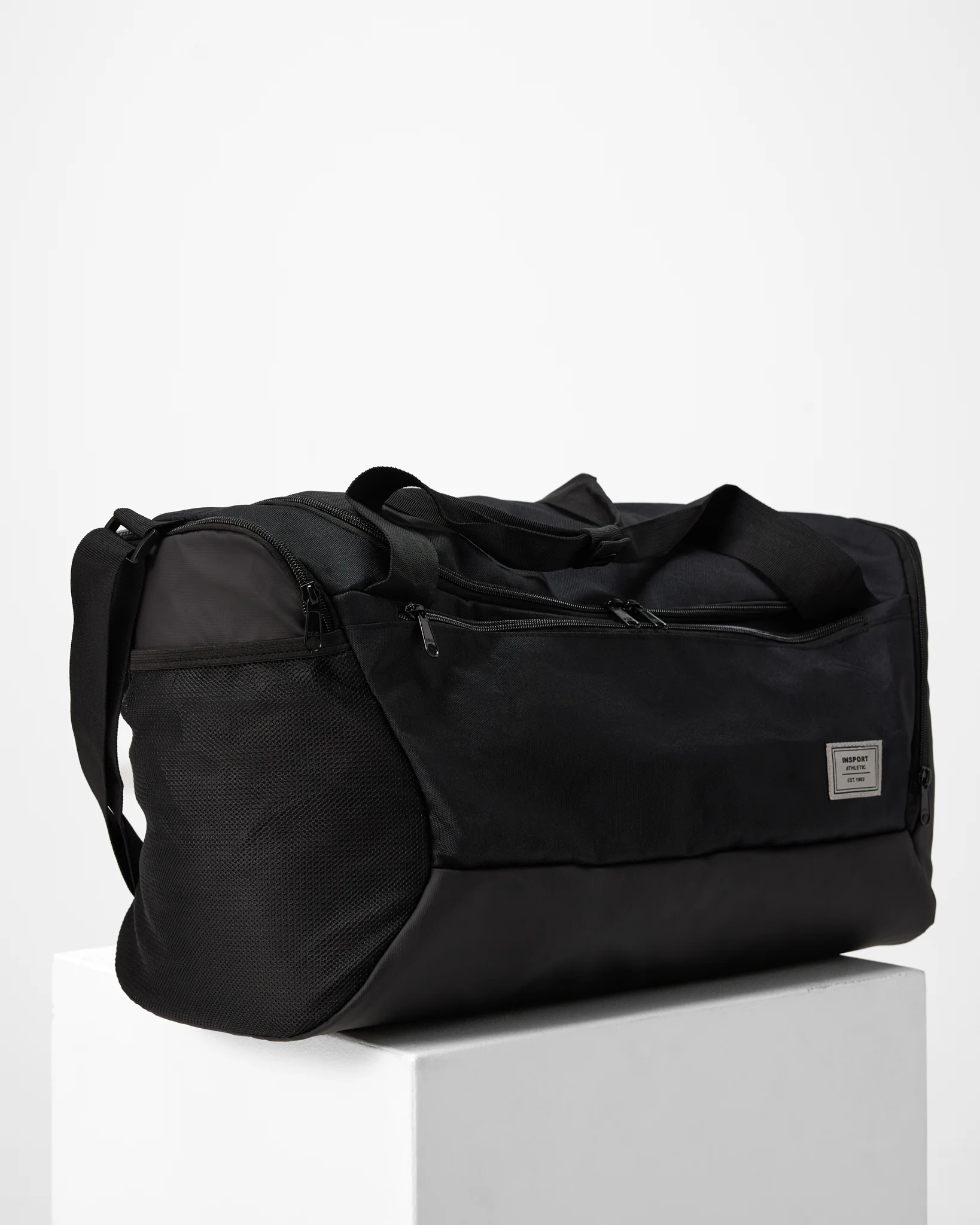 Insport Alaska Black Small Duffle Bag - Image 4