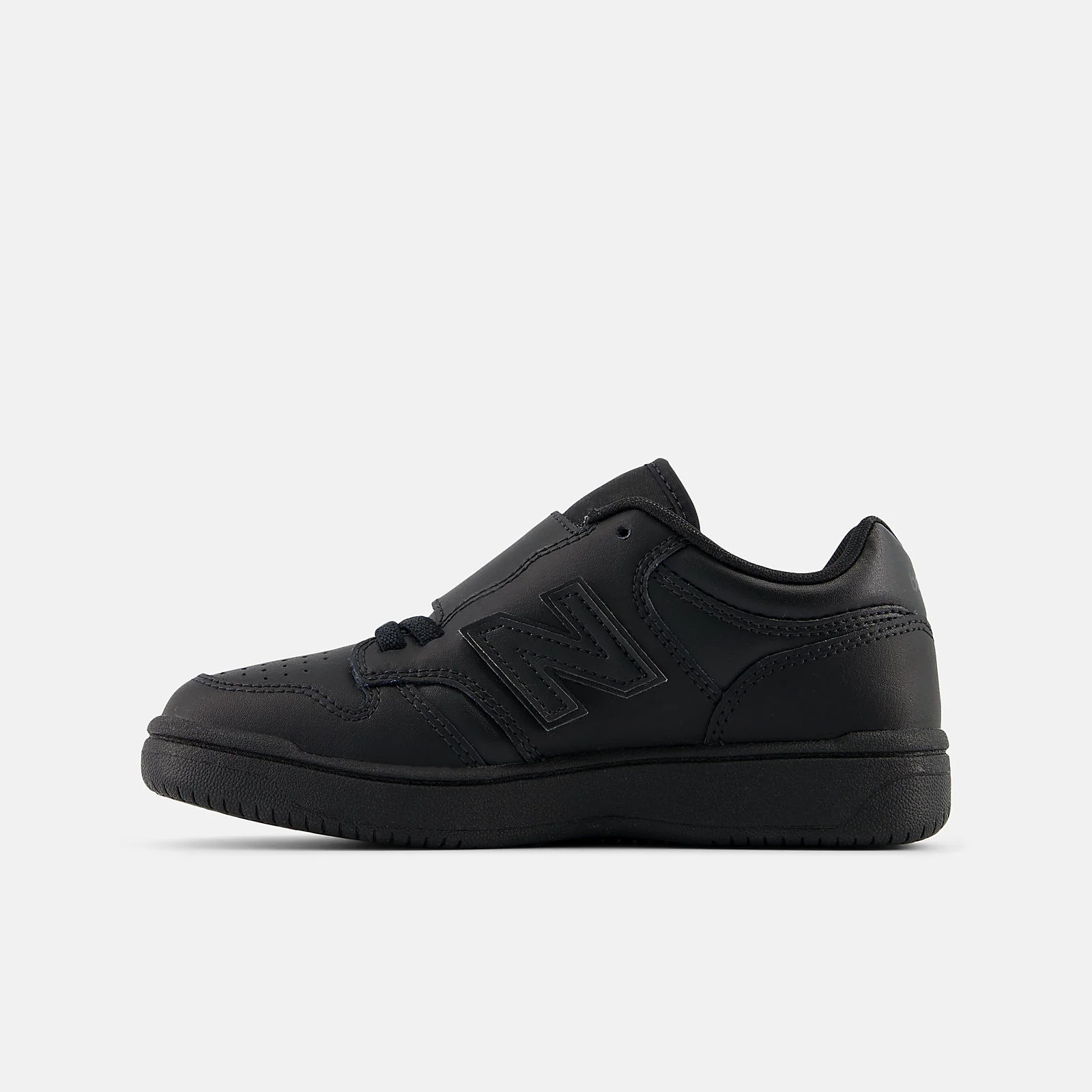 New Balance Kid's 480 Velcro Triple Black Shoe - Image 2