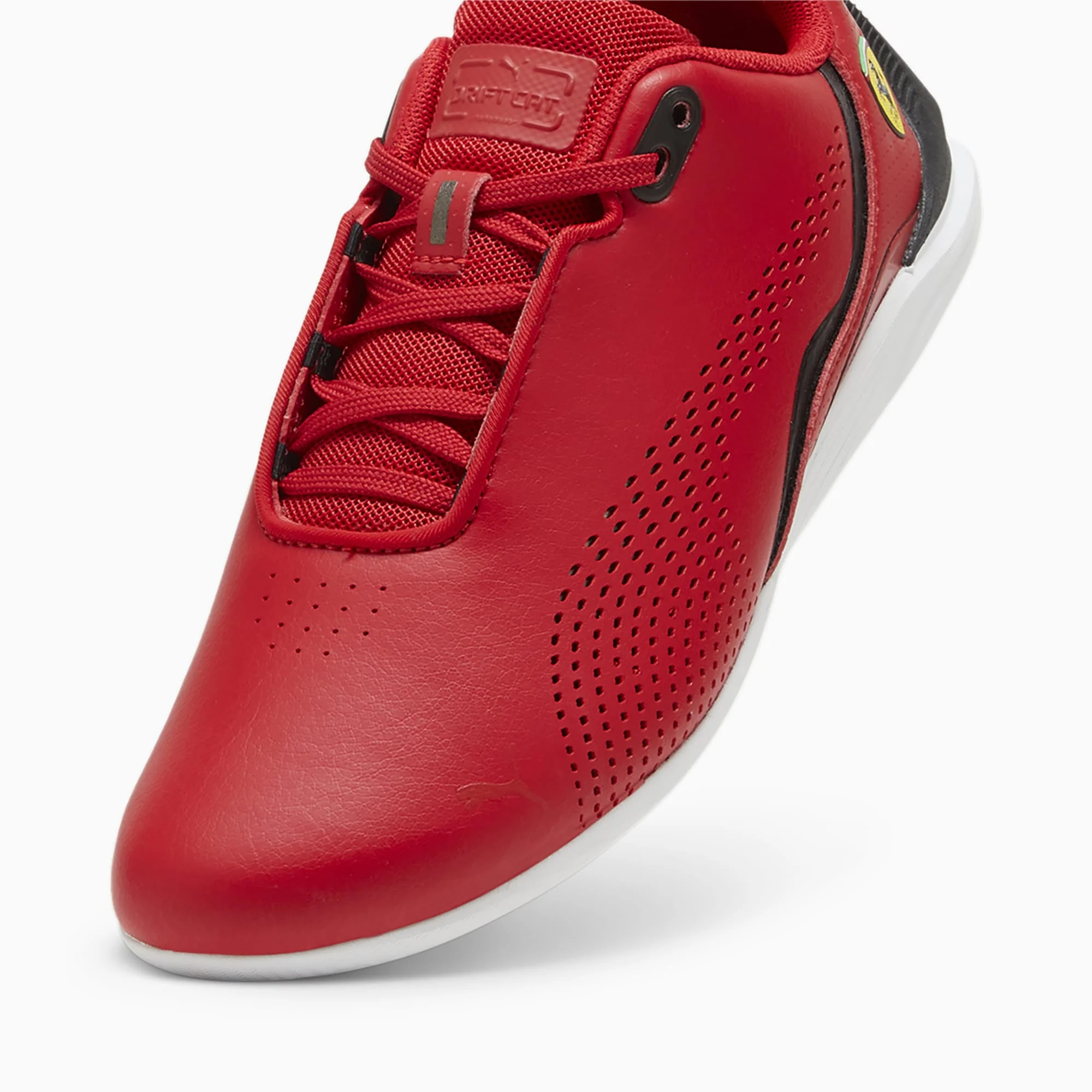 Puma Junior Ferrari Cat White/Red Shoe - Image 6
