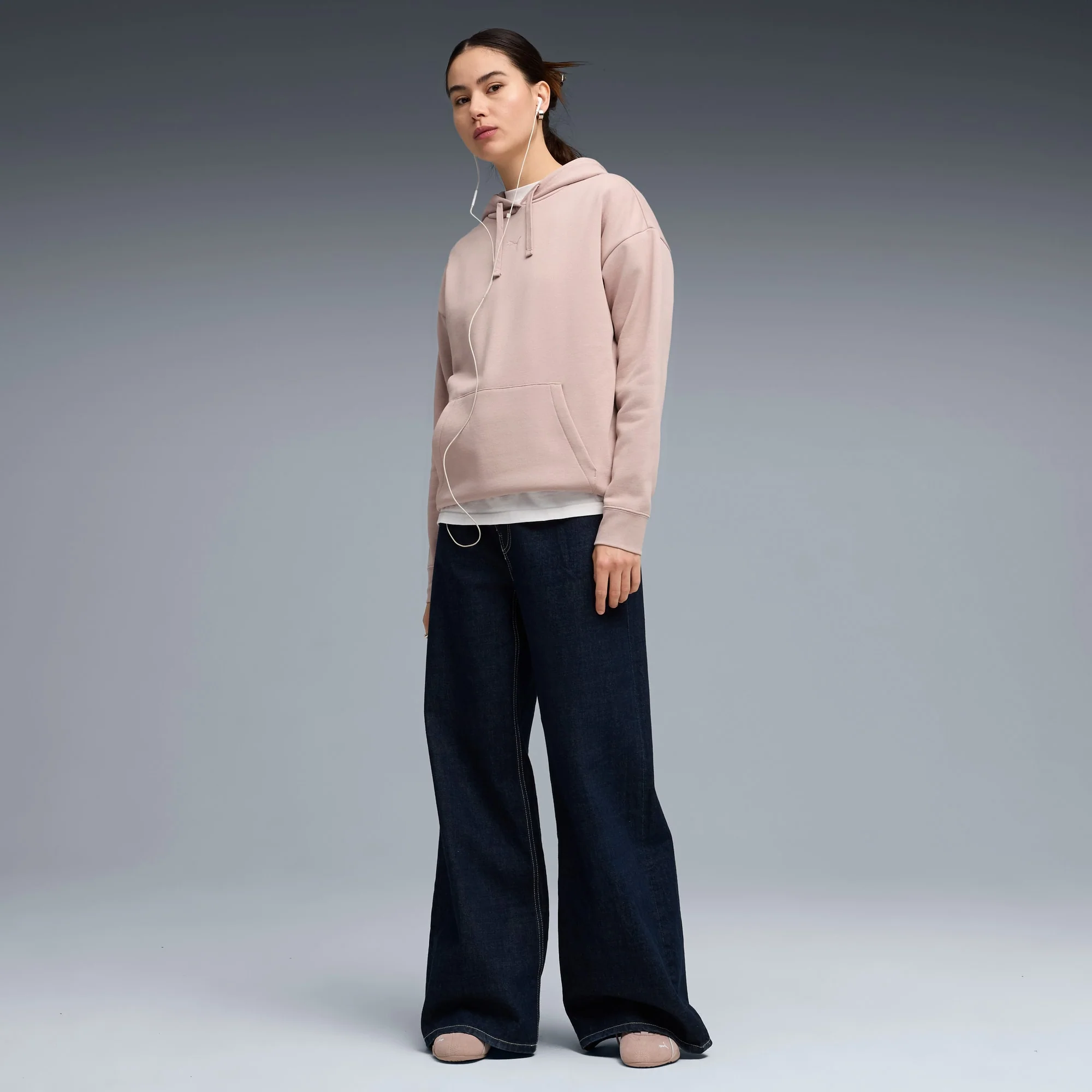 Puma Women's Essentials Fleece Latte Hoodie - Image 5